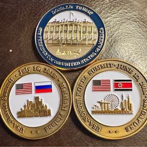 President Trump Commemorative Summit Coins Set